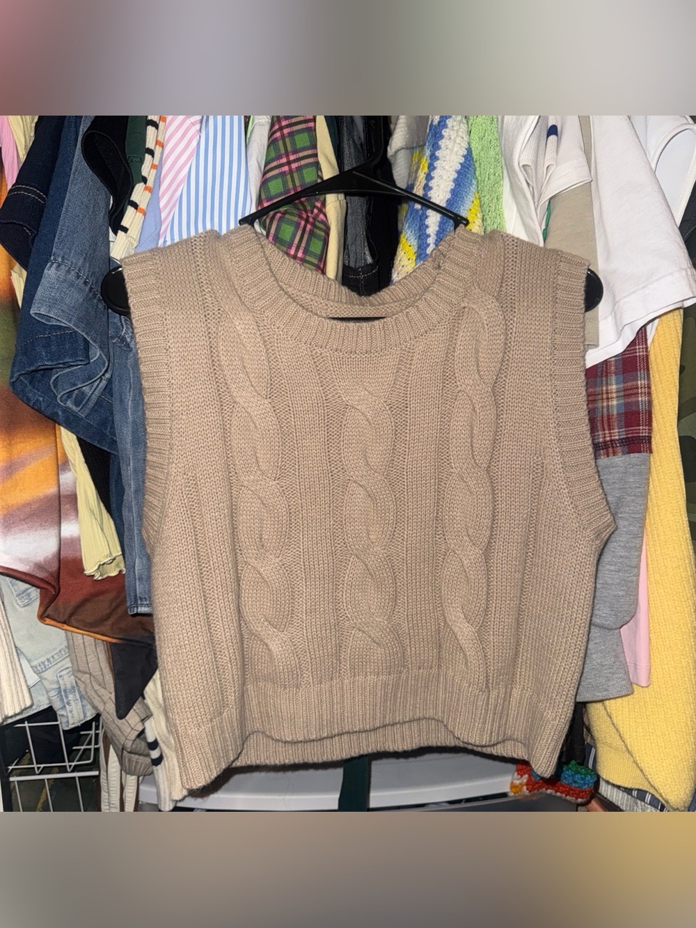 SHEIN Beige Cable Knit Sleeveless V-Neck Sweater Vest